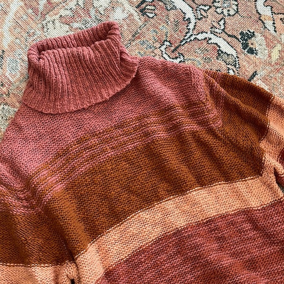 L*SPACE Jetsetter Serape Stripe Pink Knit Sweater Dress - Picture 6 of 11